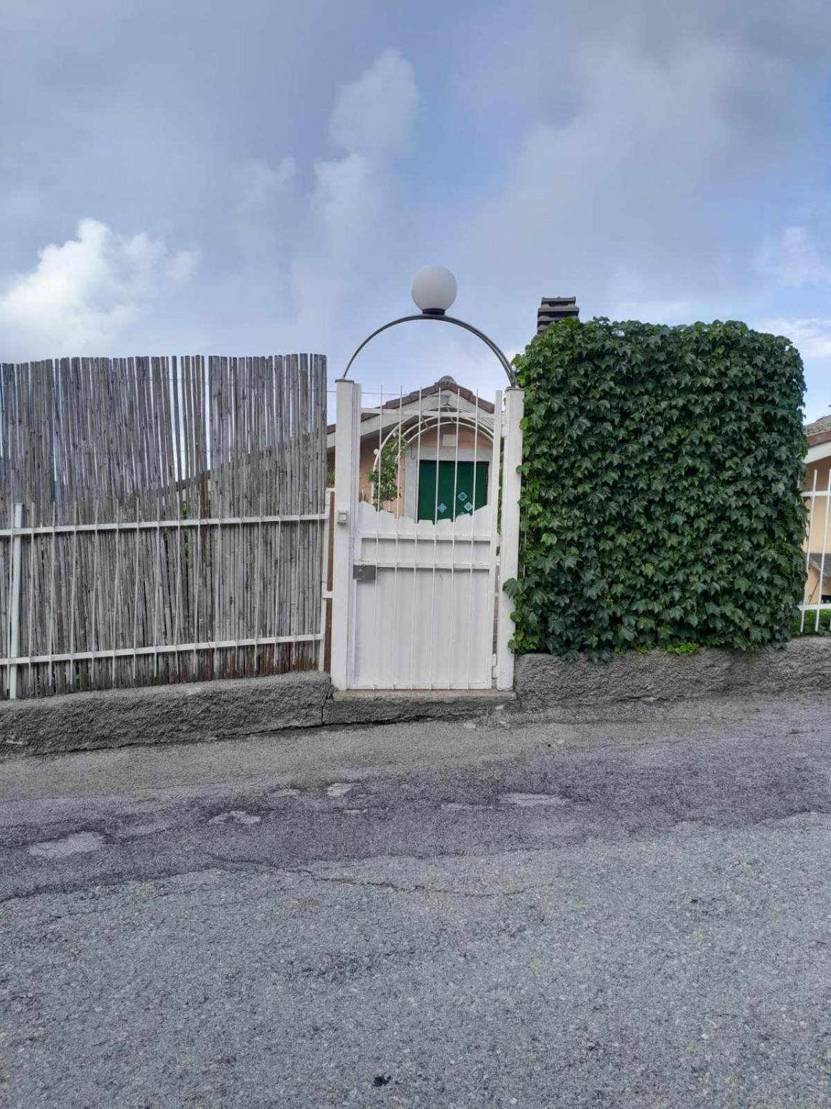 Vila Mansarda A Noli Exteriér fotografie